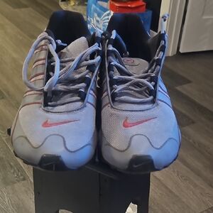 Nike Shox NZ Sneakers in Gray with Maroon Highlights